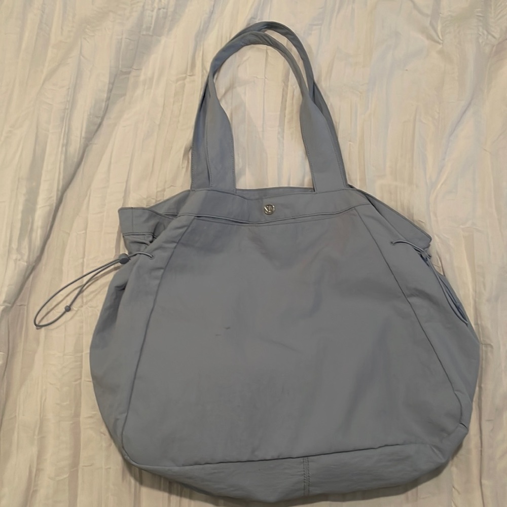 Lululemon tote bag